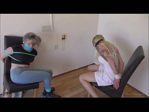 ❤️ व्यसनाधीन / बांधलेले आणि गुंडाळलेले / संकटात मुलगी ❤❌ mr.sexvideosex.top वर ❌️